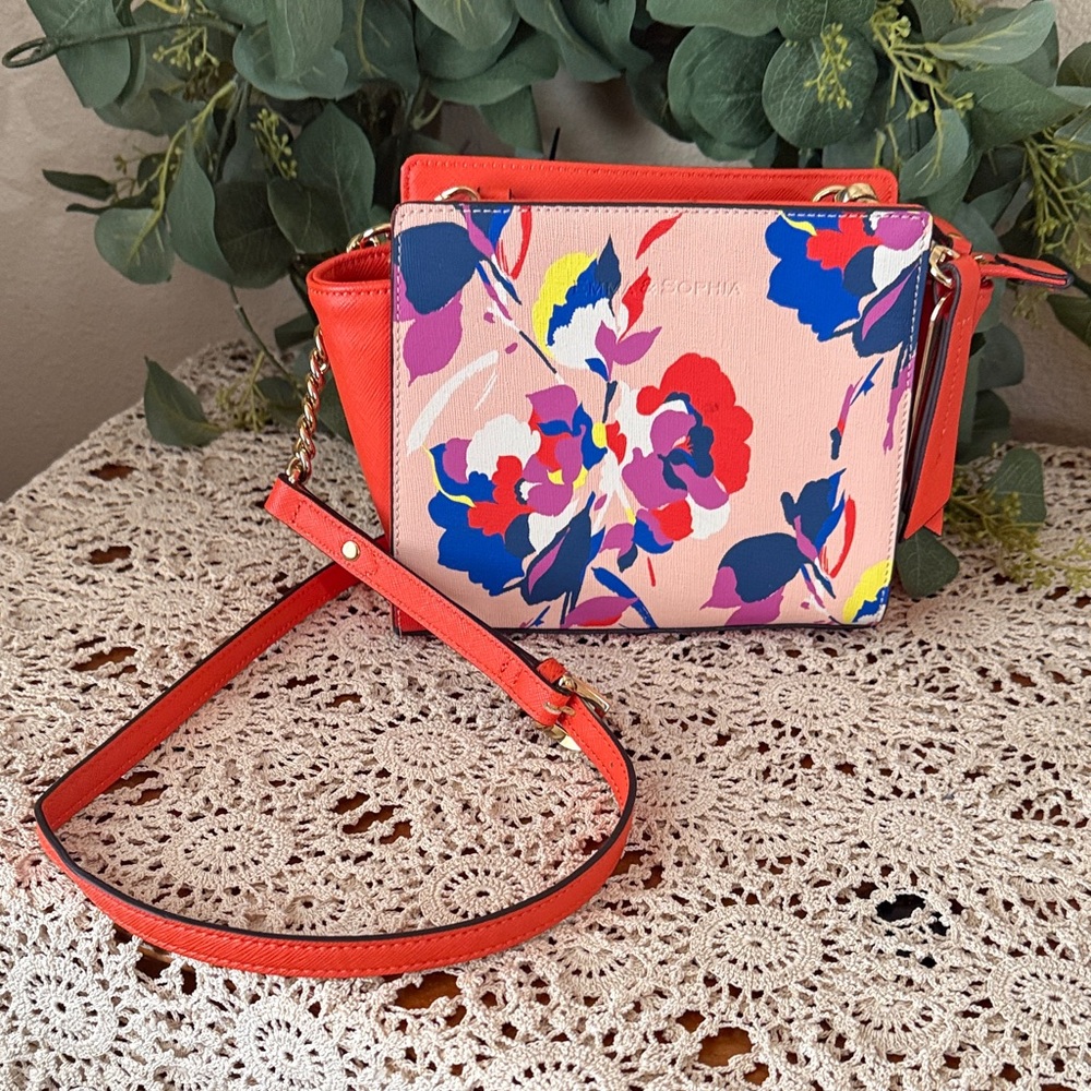 Emma and Sophia purse